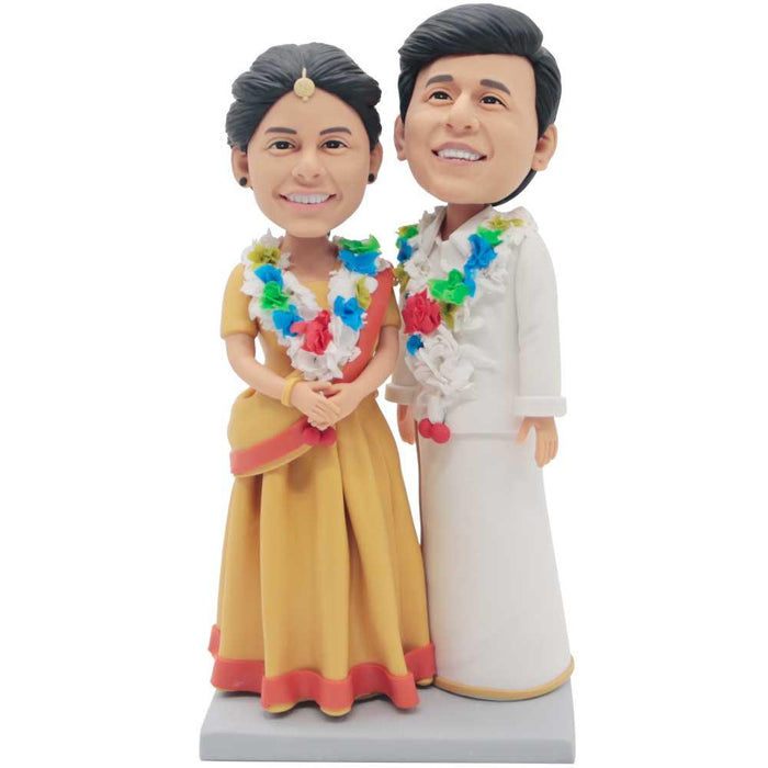 Custom Couple Bobbleheads In Nice Vintage Indian Clothing