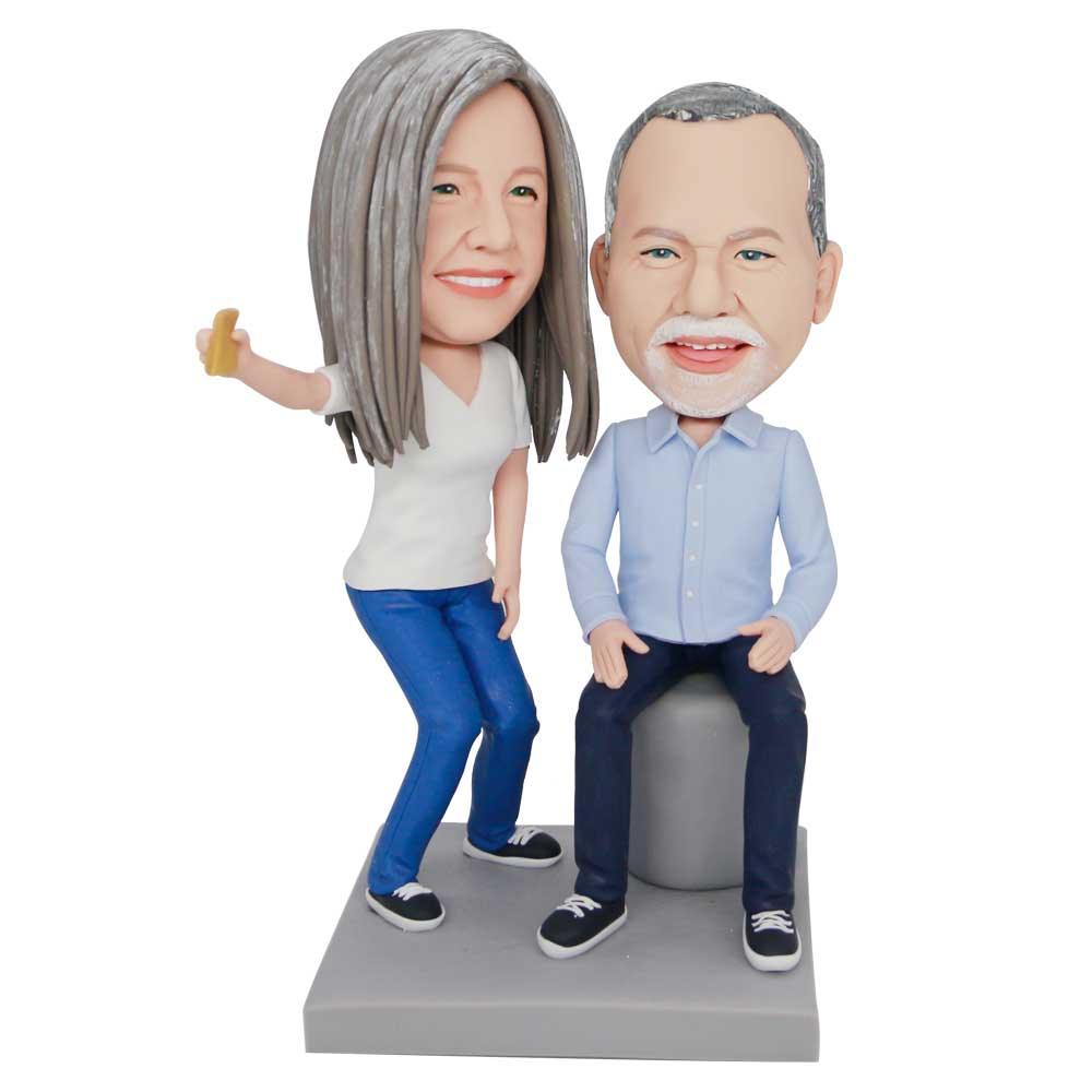 Couple Taking Photos with Phone Custom Selfie Bobbleheads