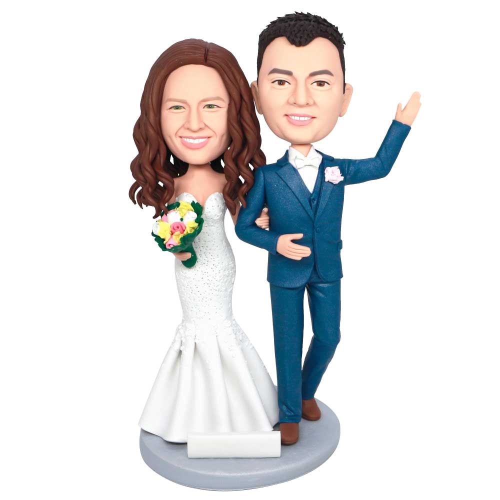 Greeting Groom And Bride Custom Wedding Bobbleheads Cake Topper