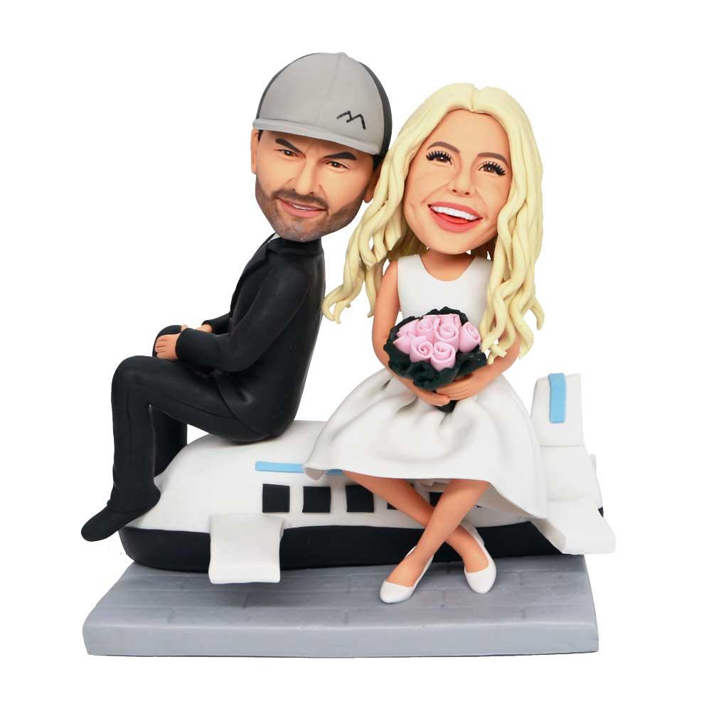 Happy Couple Plane Personalized Custom Figure Bobbleheads
