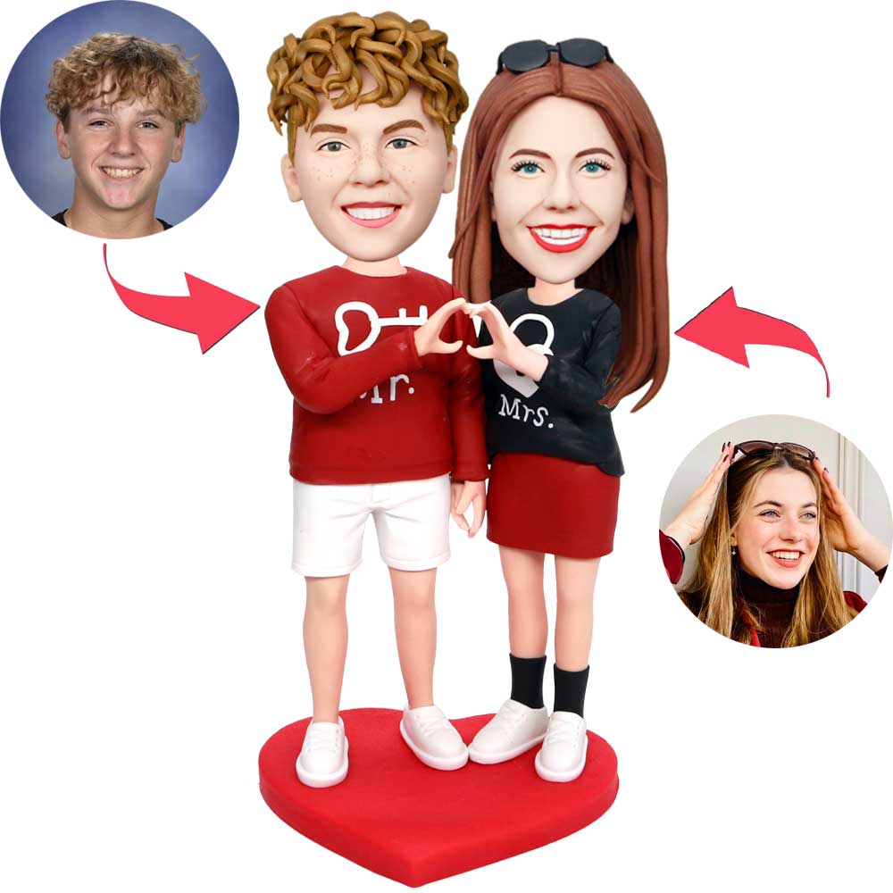 Valentine's Day Gifts Happy Couple Hand In Hand Custom Figure Bobbleheads