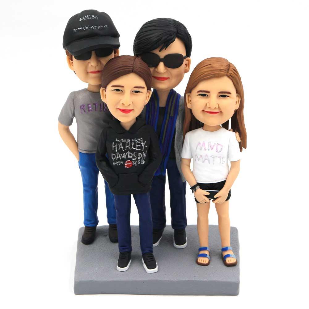 Fully Customizable Bobbleheads for 4 Person Figure Bobblehead