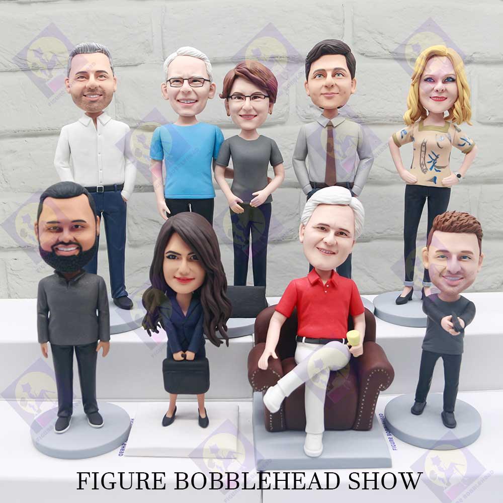 Bobbleheads personnalisés, basés sur votre photo - Bobbleheads personnalisés, Statue entièrement personnalisée, Figurine Bobble Head unique faite à la main, Cadeaux personnalisés pour et Anniversair Bobbleheads personnalisés, basés sur votre photo - Bobbleheads personnalisés, Statue entièrement personnalisée, Figurine Bobble Head unique faite à la main, Cadeaux personnalisés pour et Anniversair